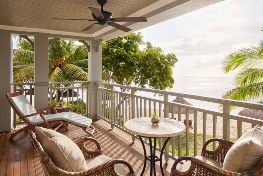 جناح بينينسولا بالكوني