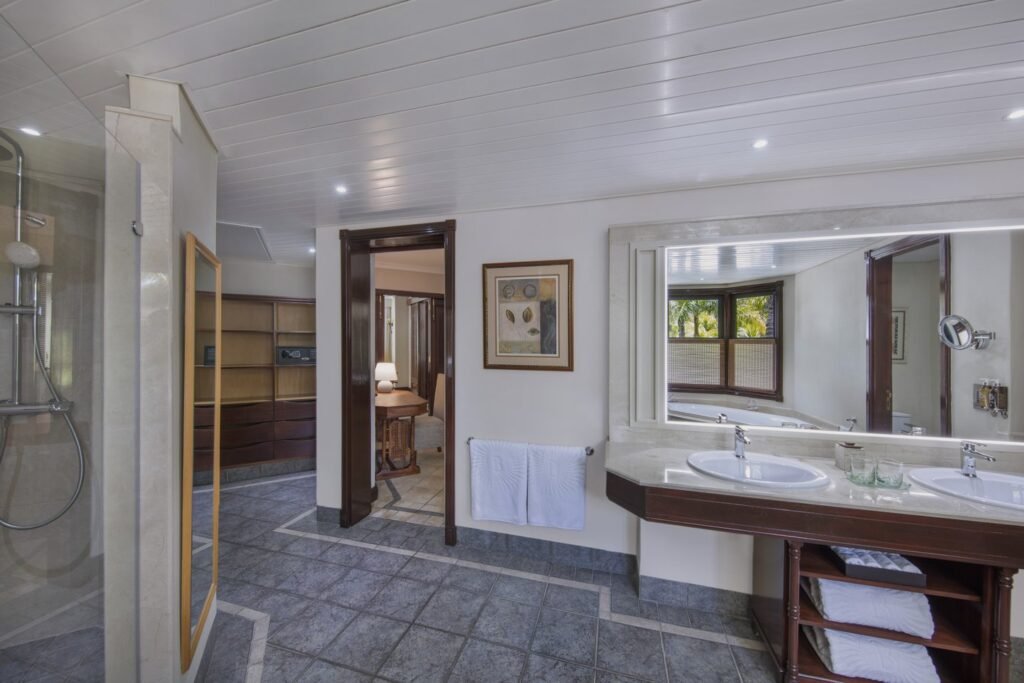 جناح سينيور مطل على الشاطئ