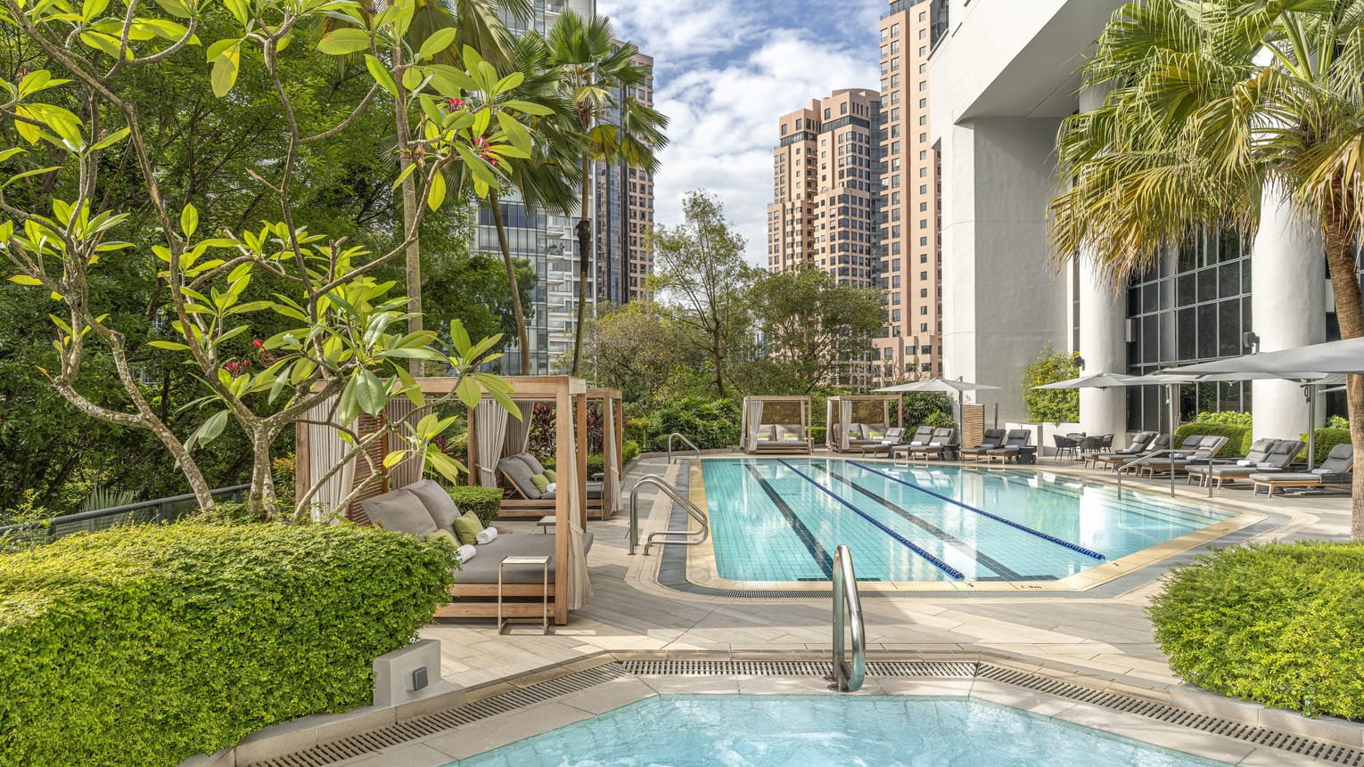 فندق فور سيزونز سنغافورة